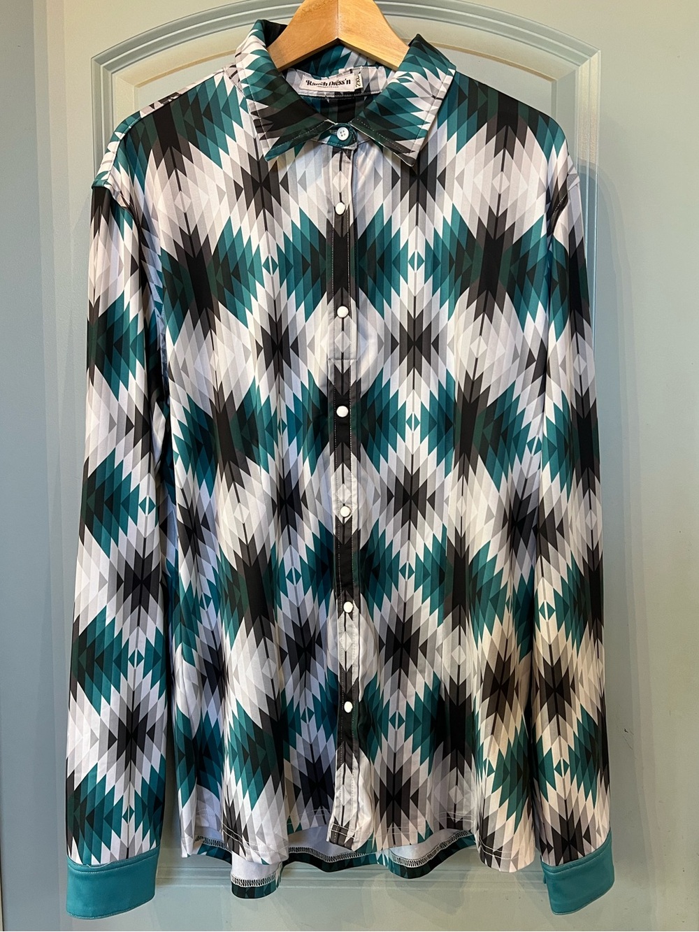 Women’s Ranch Dressin Western Show Geometric Turquoise Long-Sleeve Button-Up Top